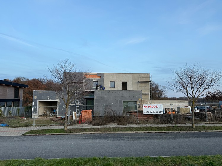 Prodej vily 219 m², pozemek 938 m² - foto 3