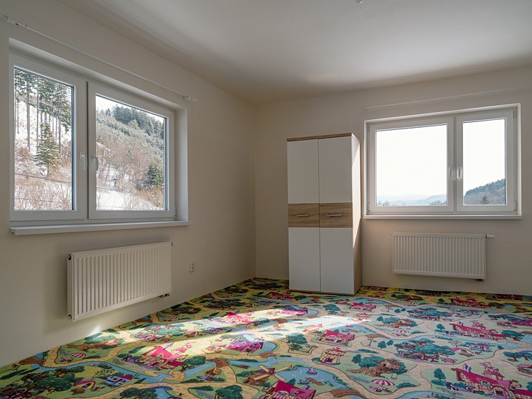 Prodej rodinného domu 220 m², pozemek 1 000 m² - foto 7