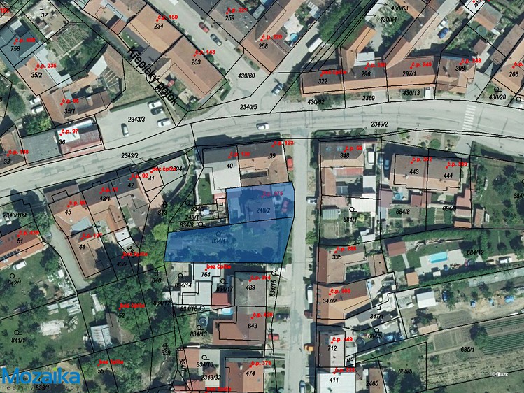 Prodej rodinného domu 244 m², pozemek 893 m² - foto 2