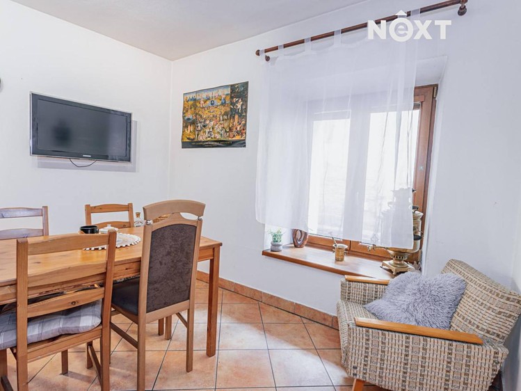 Prodej rodinného domu 200 m², pozemek 173 m² - foto 7