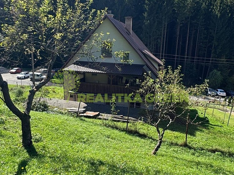 Prodej rodinného domu 200 m², pozemek 992 m² - foto 4