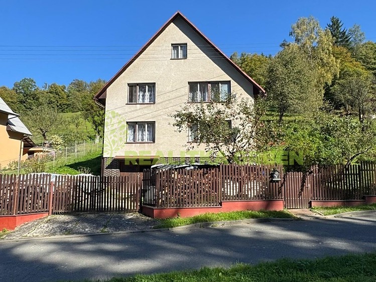 Prodej rodinného domu 200 m², pozemek 992 m² - foto 7