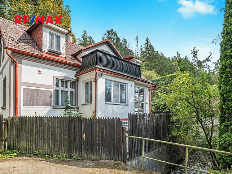 Prodej rodinného domu 120 m², pozemek 3 485 m² - foto 1