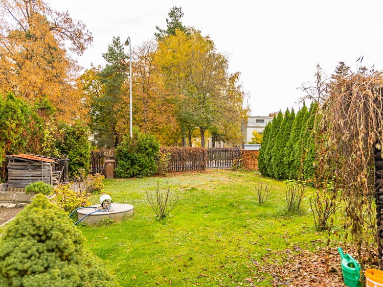Prodej vícegeneračního domu 180 m², pozemek 417 m² - foto 5