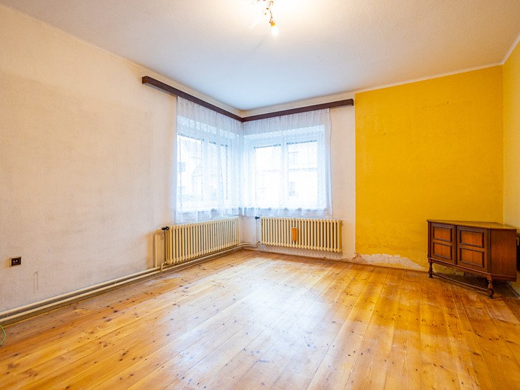 Prodej vícegeneračního domu 114 m², pozemek 417 m² - foto 5