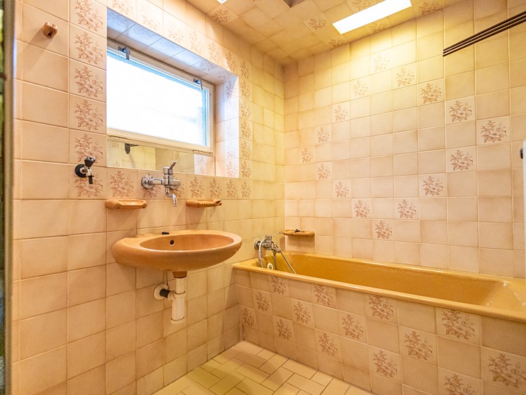 Prodej vícegeneračního domu 114 m², pozemek 417 m² - foto 6
