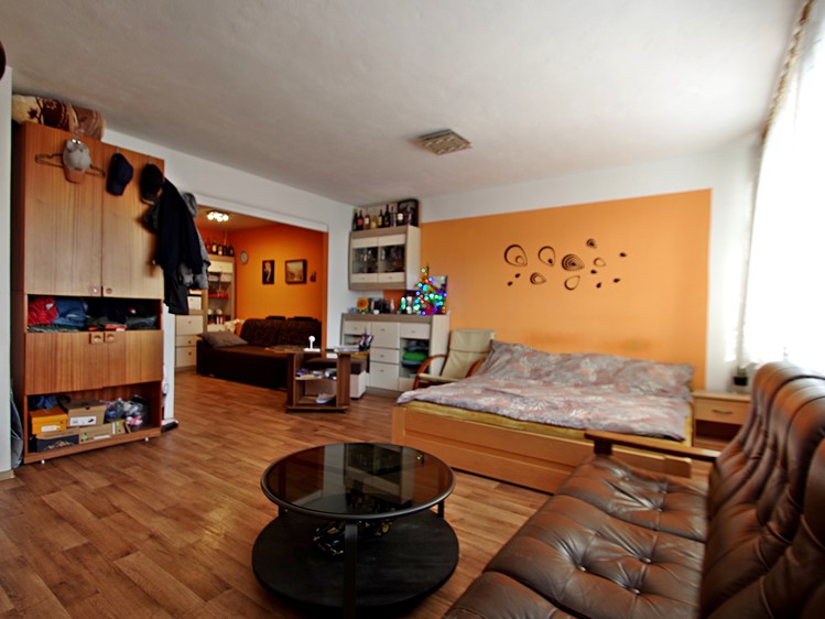 Prodej  rodinného domu 290 m², pozemek 435 m² - foto 4