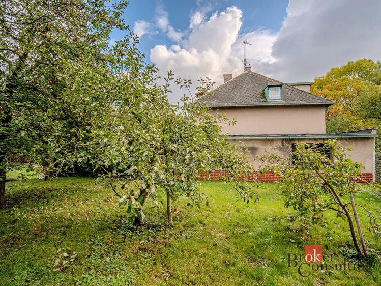 Prodej rodinného domu 240 m², pozemek 1 074 m² - foto 8