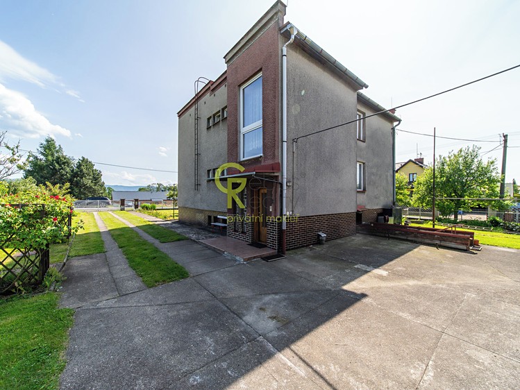 Prodej rodinného domu 194 m², pozemek 1 602 m² - foto 4