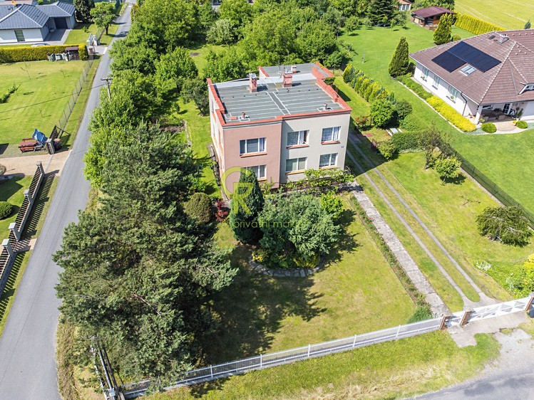 Prodej rodinného domu 194 m², pozemek 1 602 m² - foto 5