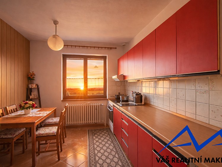 Prodej rodinného domu 160 m², pozemek 963 m² - foto 3