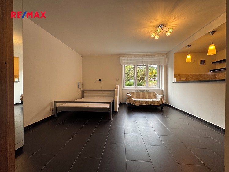 Prodej bytu 1+kk 33 m² - foto 3