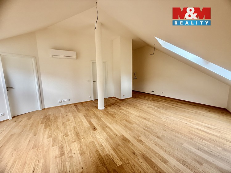 Prodej bytu 2+kk 66 m² - foto 2