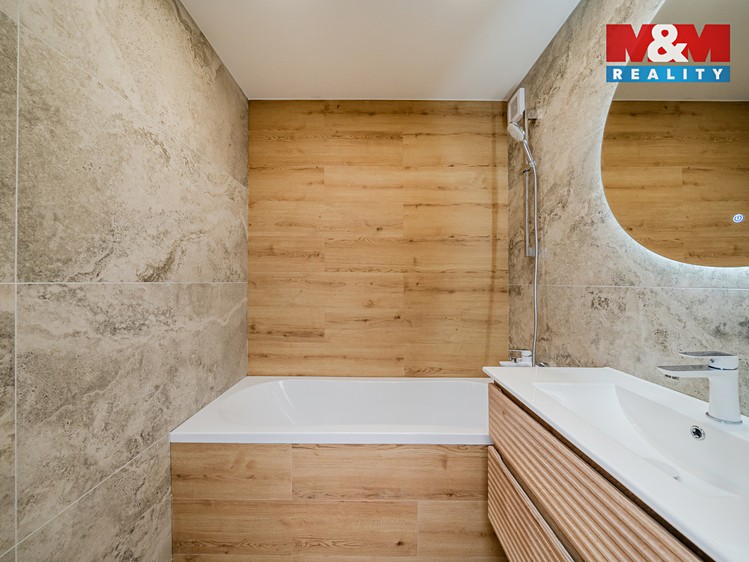 Prodej bytu 4+kk 72 m² - foto 3