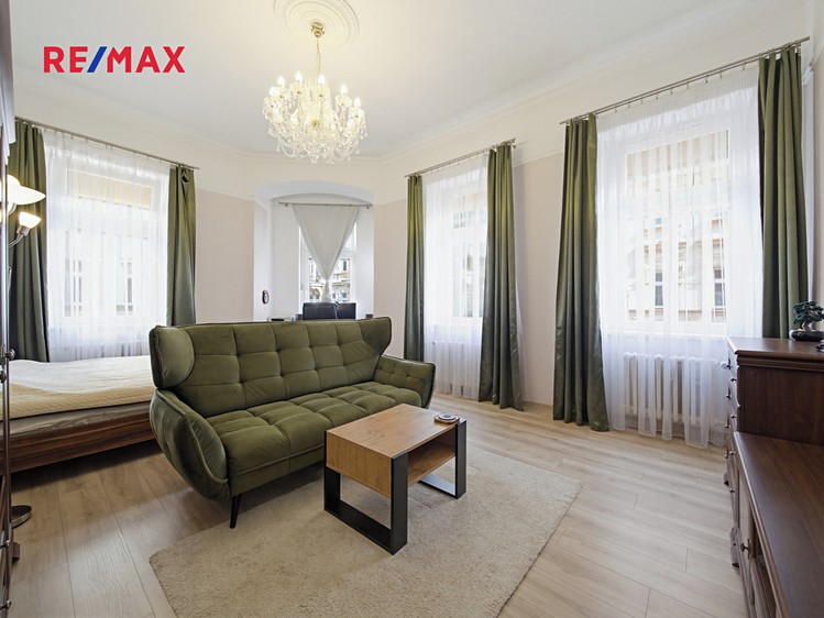 Prodej bytu 2+1 78 m² - foto 1