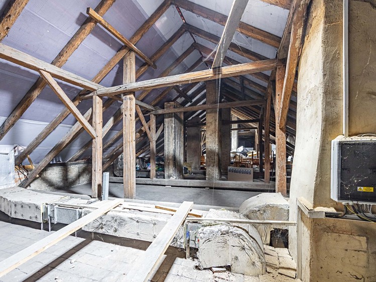 Prodej bytu 6 pokojů a více 418 m² - foto 5
