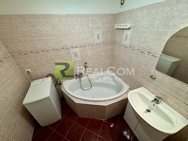 Prodej bytu 3+kk 67 m² - foto 4