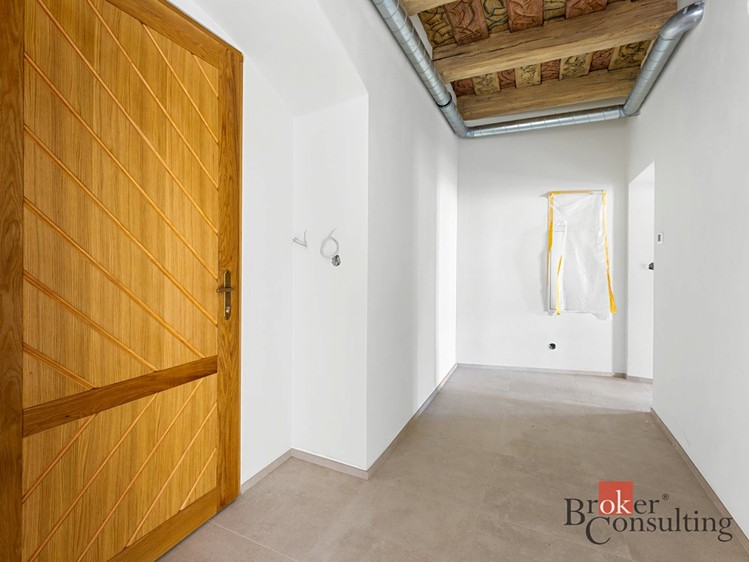 Prodej bytu atypické 72 m² - foto 3