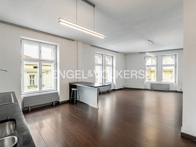 Prodej bytu 3+kk 106 m² - foto 1