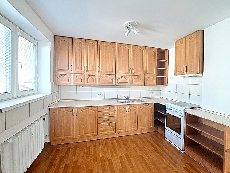 Prodej bytu 3+kk 80 m² (Jednopodlažní) - foto 2
