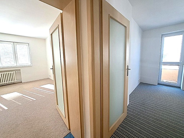 Prodej bytu 3+kk 80 m² (Jednopodlažní) - foto 7