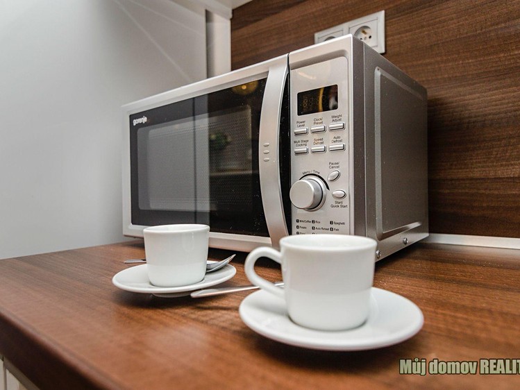 Pronájem bytu 2+kk 52 m² (Jednopodlažní) - foto 2