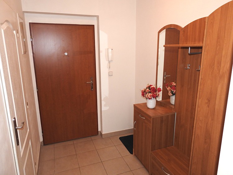 Pronájem bytu 1+kk 28 m² - foto 3