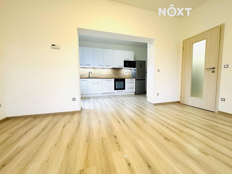 Pronájem bytu 1+1 44 m² - foto 3