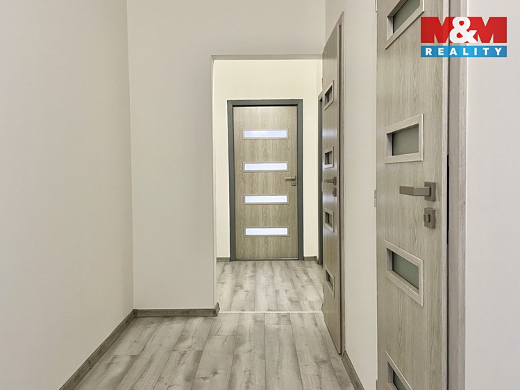 Pronájem bytu 3+1 67 m² - foto 3