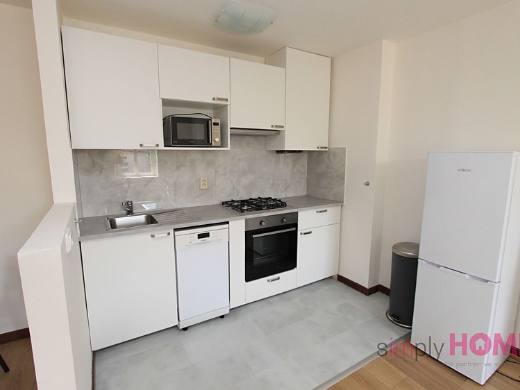Pronájem bytu 3+kk 74 m² - foto 6