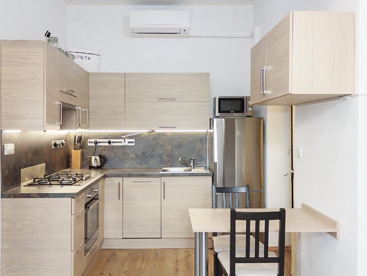 Pronájem bytu 1+kk 35 m² - foto 3