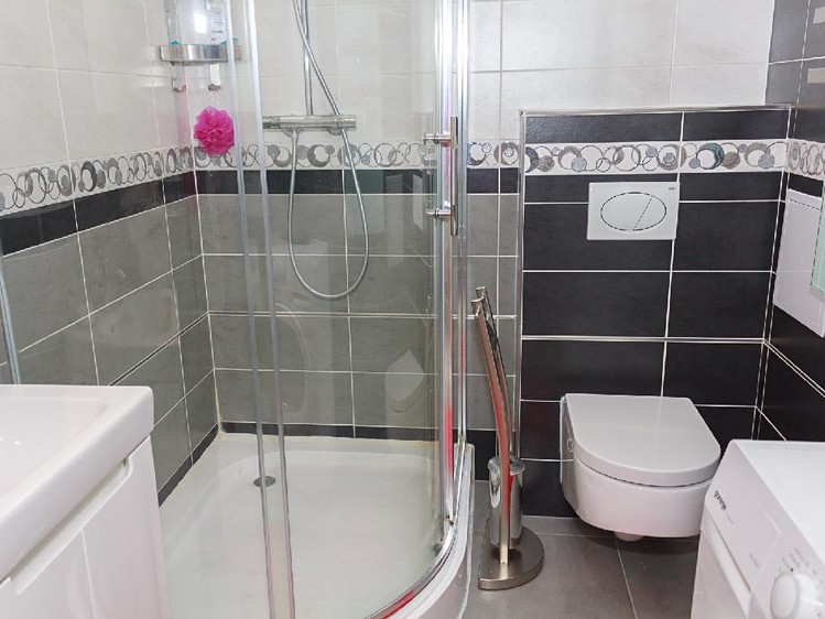 Pronájem bytu 1+kk 35 m² - foto 5