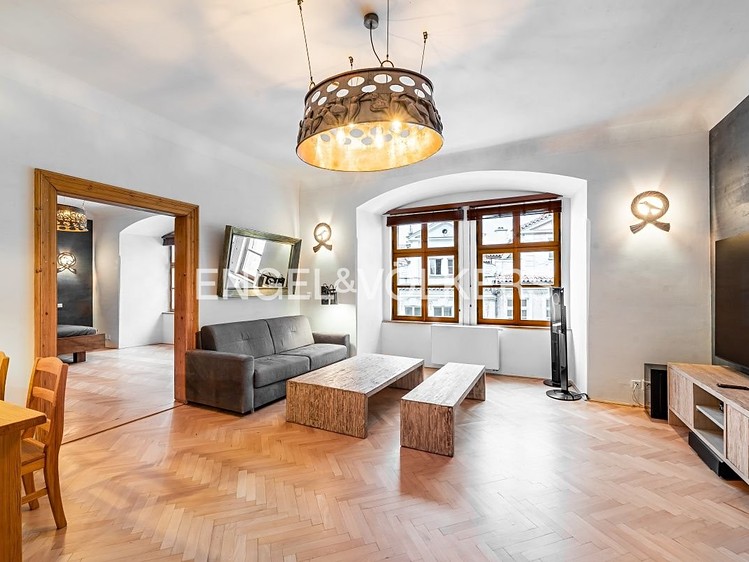Pronájem bytu 3+kk 98 m² - foto 1