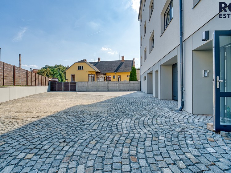 Pronájem bytu 1+kk 28 m² - foto 6