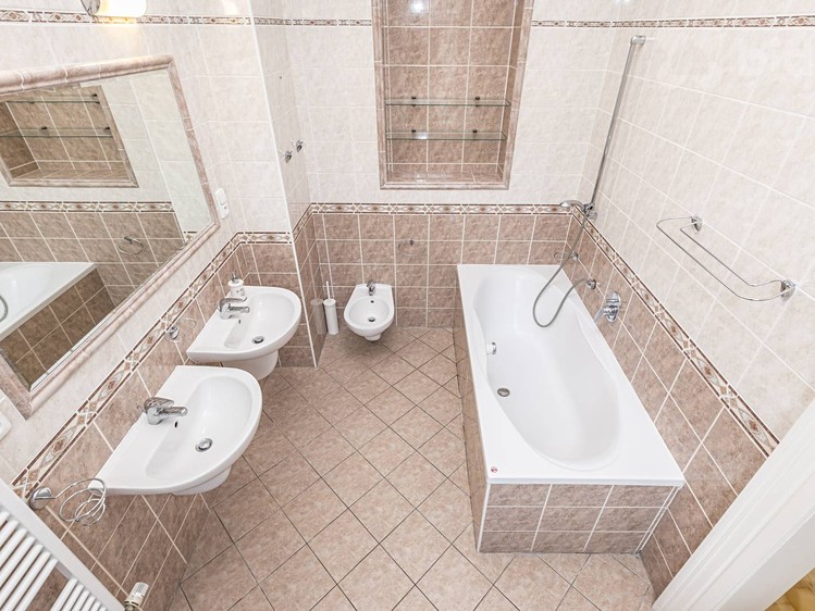 Pronájem bytu 5+kk 144 m² - foto 6