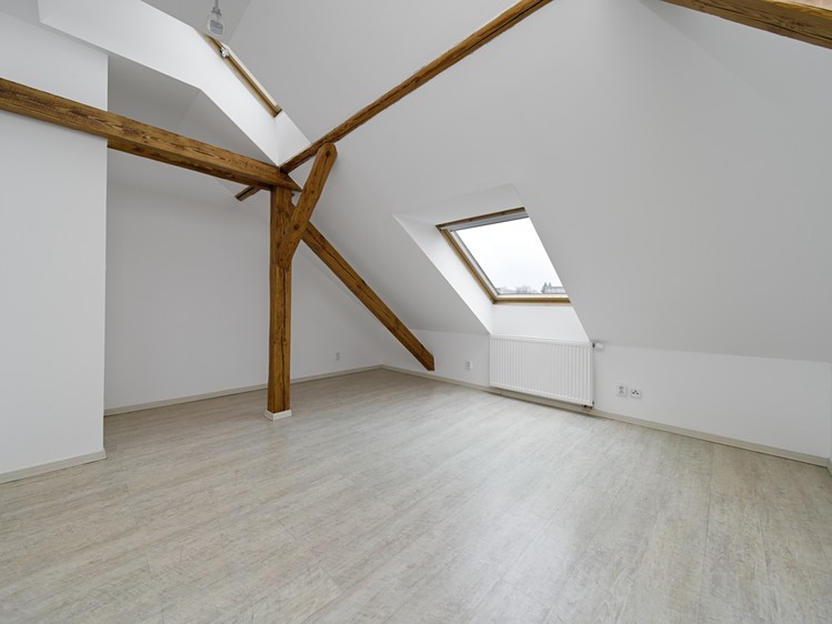 Pronájem bytu 2+1 58 m² - foto 7