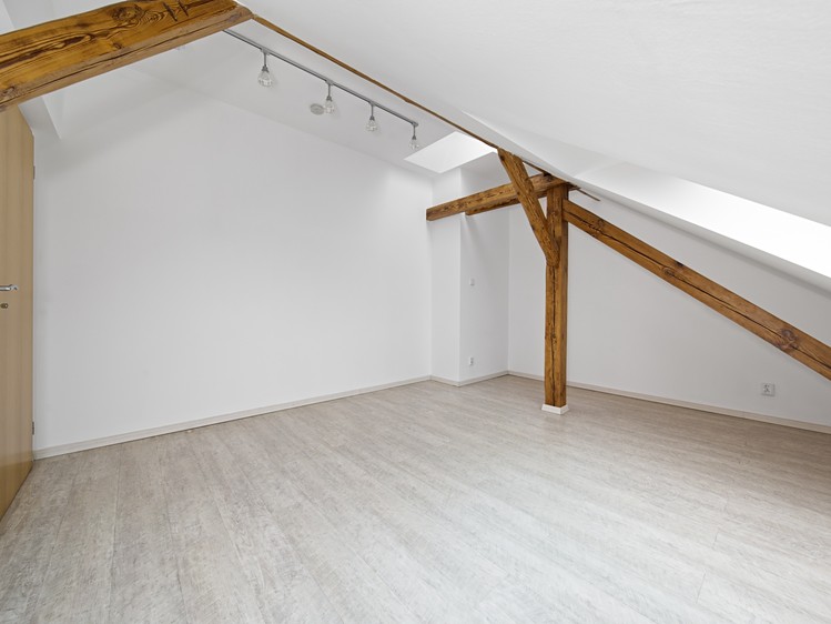 Pronájem bytu 2+1 58 m² - foto 8