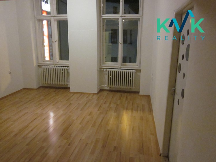 Pronájem bytu 2+1 59 m² - foto 8
