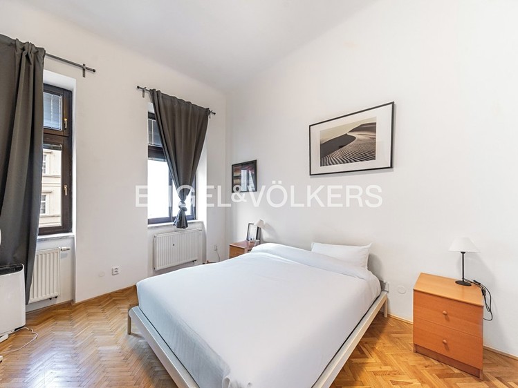 Pronájem bytu 2+kk 71 m² - foto 4