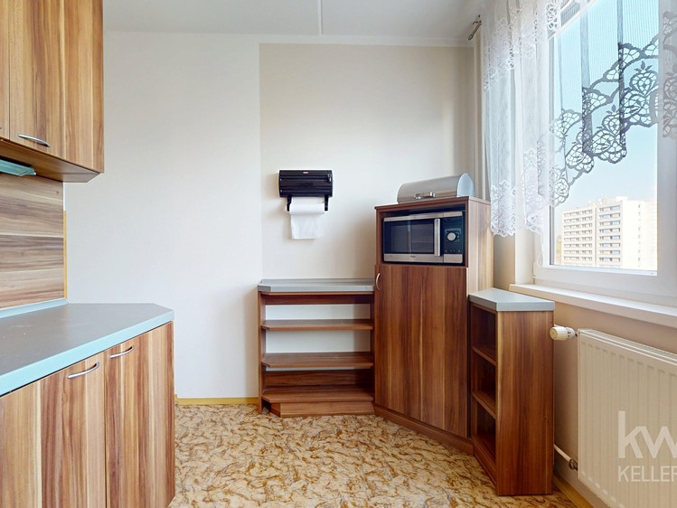 Pronájem bytu 3+1 71 m² - foto 3