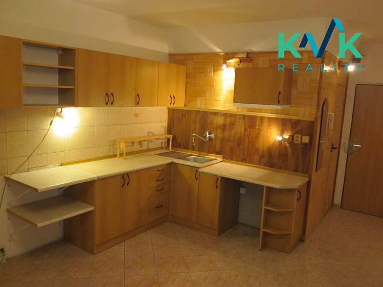 Pronájem bytu 1+1 35 m² - foto 1