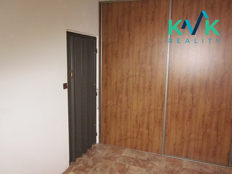 Pronájem bytu 1+1 35 m² - foto 7