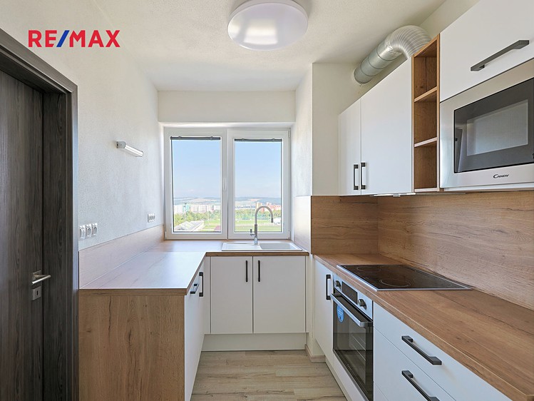 Pronájem bytu 3+kk 64 m² - foto 4