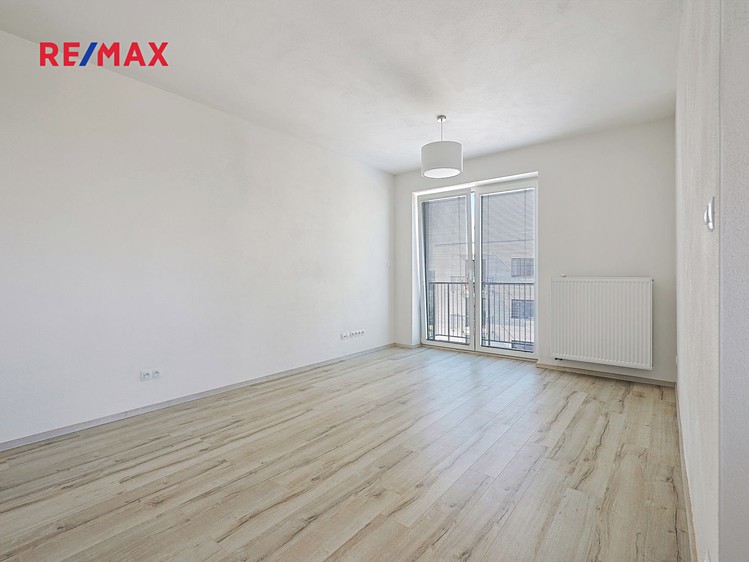 Pronájem bytu 3+kk 64 m² - foto 7