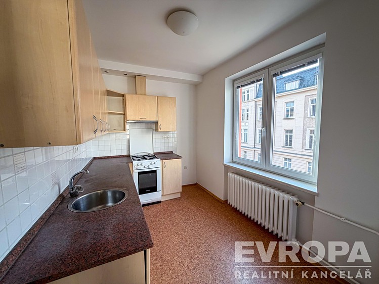 Pronájem bytu 2+1 57 m² - foto 5
