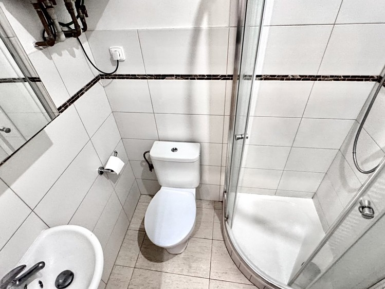 Pronájem bytu 2+kk 41 m² - foto 5