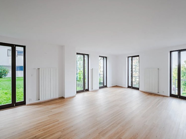 Pronájem bytu 3+kk 80 m² - foto 1