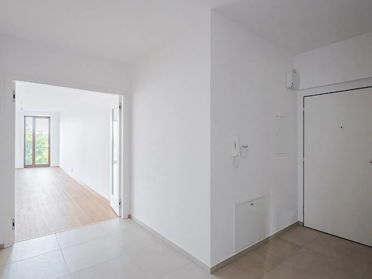 Pronájem bytu 3+kk 80 m² - foto 4