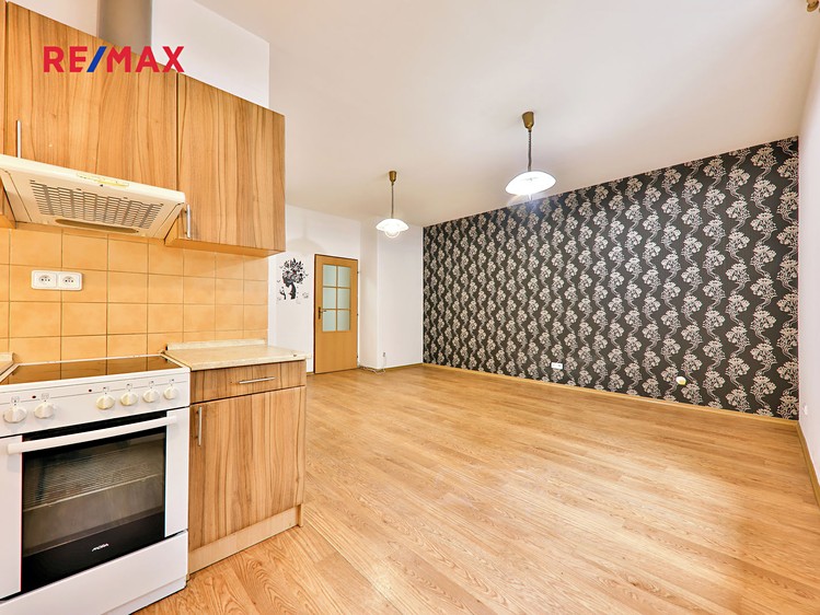 Pronájem bytu 2+kk 62 m² - foto 2
