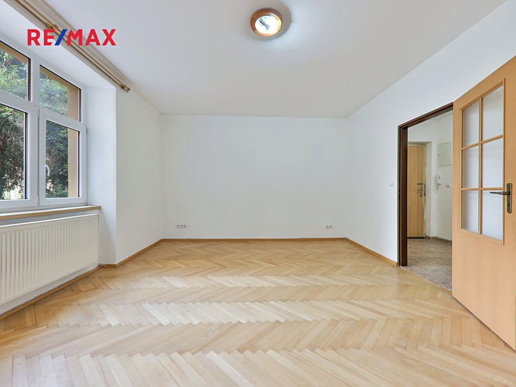 Pronájem bytu 2+kk 62 m² - foto 8